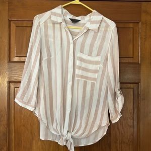 Stitch Fix blouse light white/pink color. New, never has been worn.